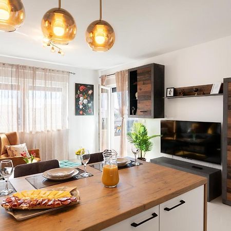 Sunny Island Apartment Trogir Exteriér fotografie