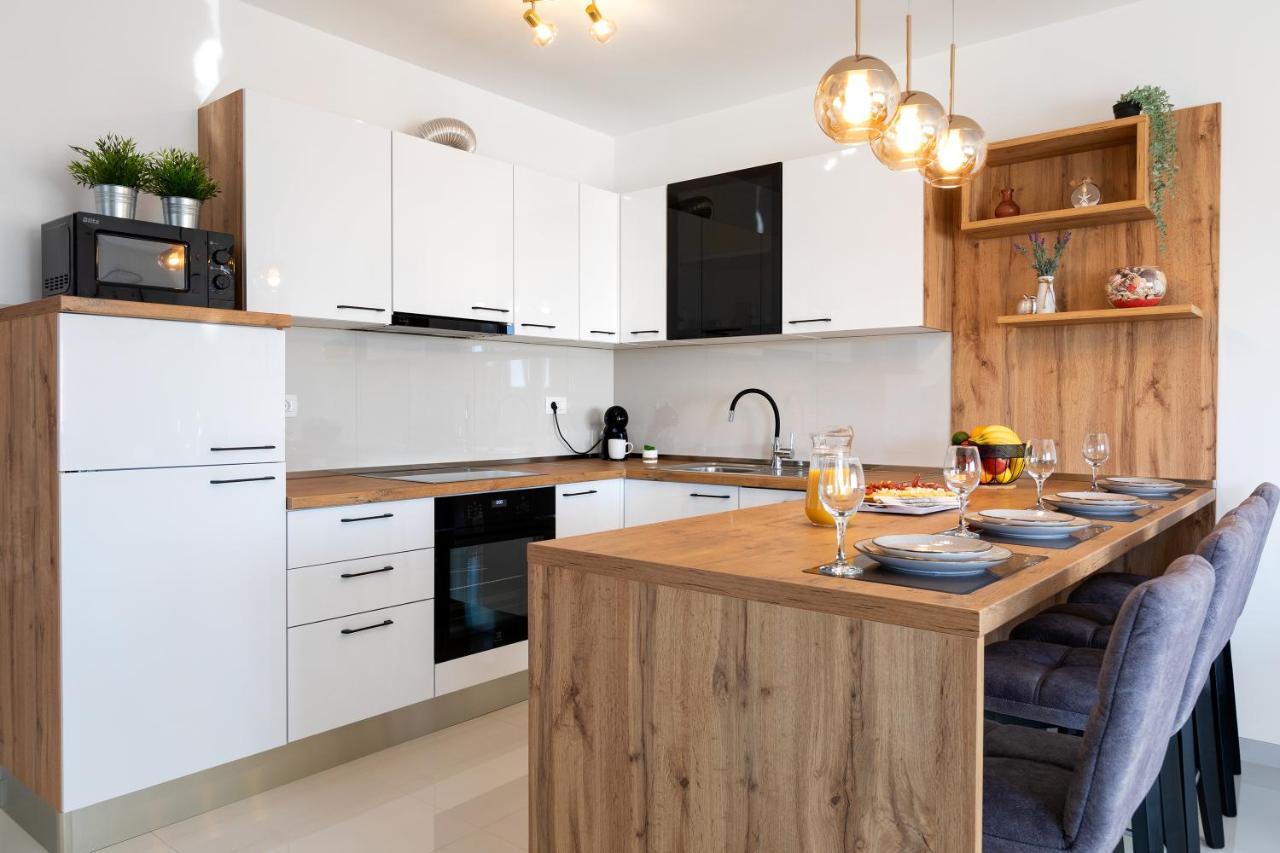 Sunny Island Apartment Trogir Exteriér fotografie